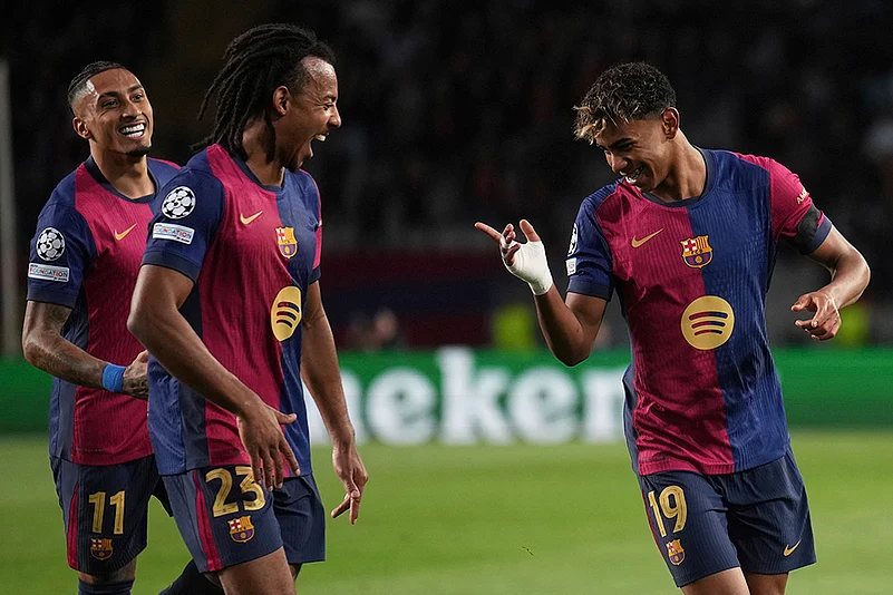 FC Barcelona Vs Benfica UEFA Champions League 2024-25 Round Of 16 photos: Lamine Yamal