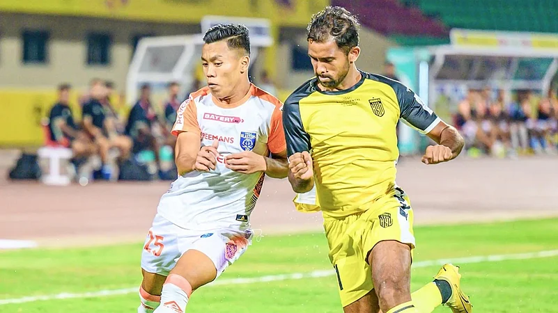 Indian Super League match between Hyderabad FC and Kerala Blasters.