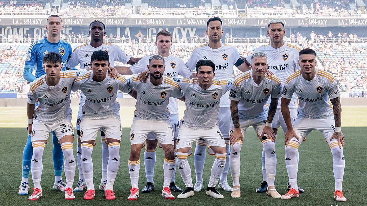 X | LA Galaxy : LA Galaxy FC. 