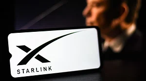 | Photo: Shuttershock : Starlink Expands South Asia Presence With Sri Lanka Launch