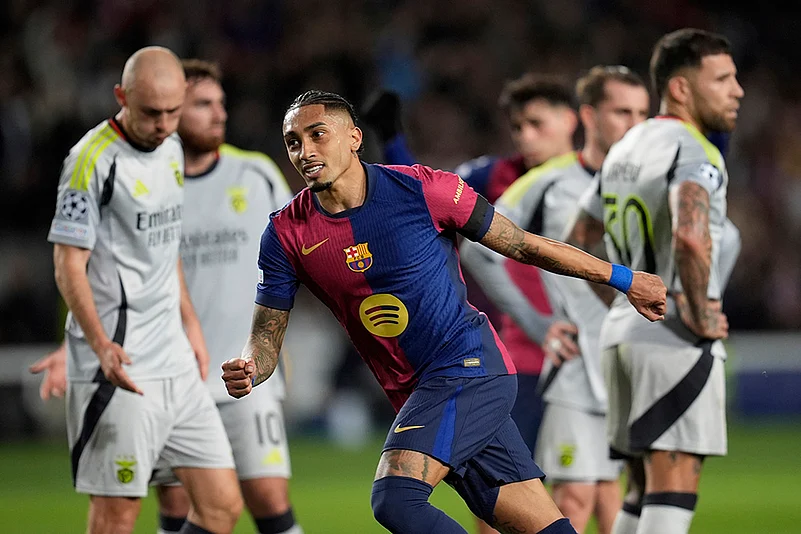 FC Barcelona Vs Benfica UEFA Champions League 2024-25 Round Of 16 photos: Raphinha