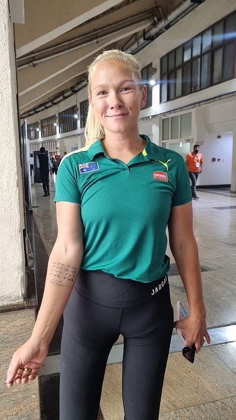 Vanessa Low flaunts her tattoos at Jawaharlal Nehru Stadium during New Delhi Grand Prix 2025.