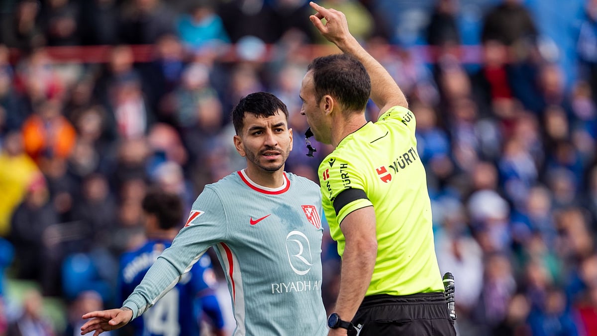 Angel Correa insulted the referee after his red card against Getafe