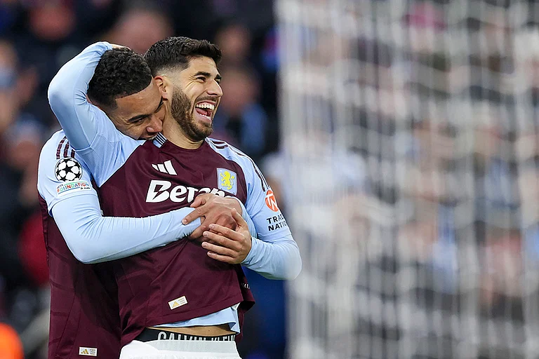 UCL 2024-25, Aston Villa vs Club Brugge: Aston Villa's Marco Asensio, right, celebrates with Aston Villa's Morgan Rogers - | Photo: AP/Darren Staples