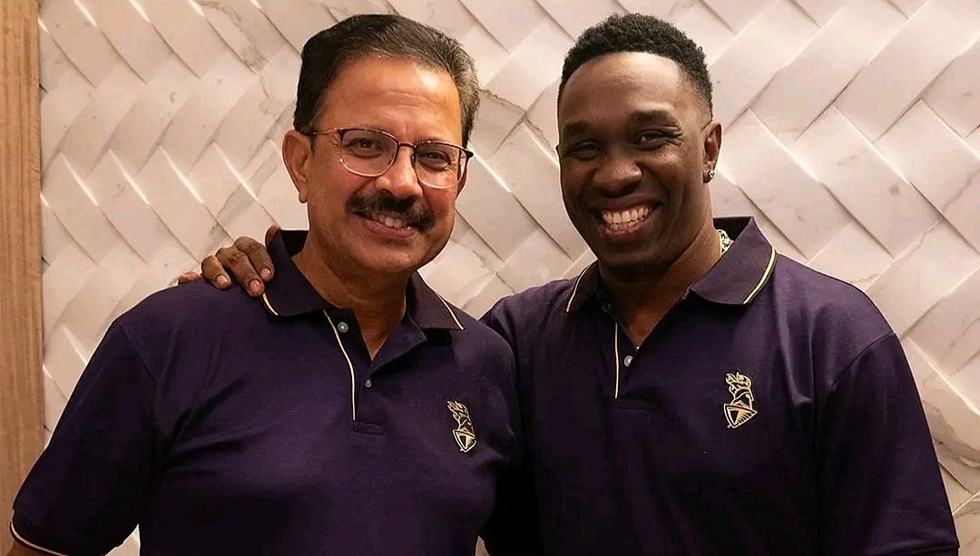 Photo: X | KKR : Kolkata Knight Riders co-owner Venky Mysore (L) with new mentor Dwayne Bravo.