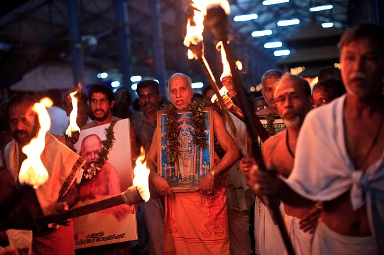 Devotees at Guruvayur temple in Thrissur Kerala - Getty Images