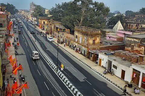 Road widened to Ram Mandir