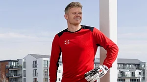 X/Sam Billings : English wicketkeeper-batter Sam Billings.