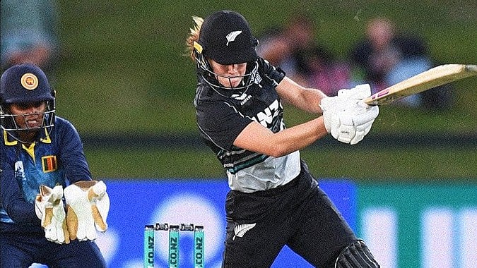 X/White Ferns : Action from the first women's T20I between Sri Lanka and New Zealand.