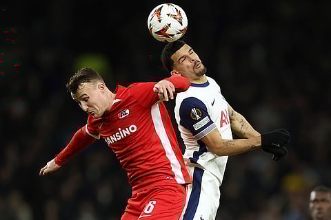 Europa League 2024-25, Tottenham Vs AZ: AZ Alkmaar's Peer Koopmeiners and Tottenham's Dominic Solanke challenge for the ball