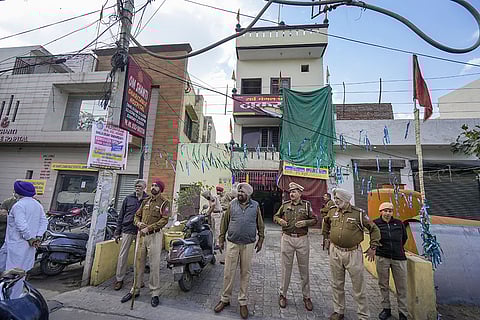 Blast at Amritsar's temple