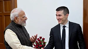 Photo: X | Lex Fridman : India's PM Narendra Modi with American podcaster Lex Fridman.