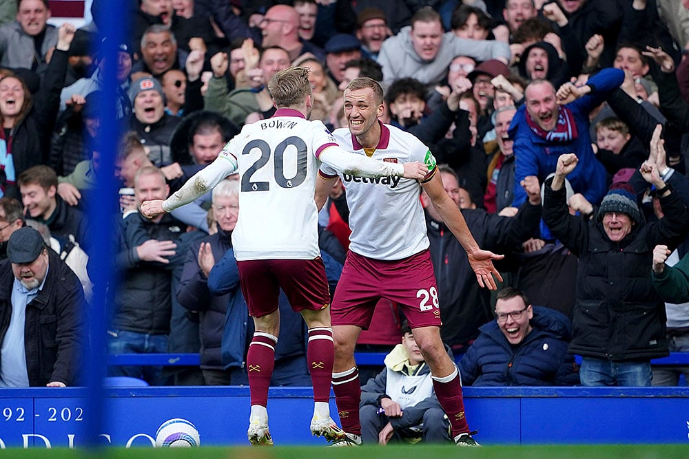 | Photo: Peter Byrne/PA via AP : EPL 2024-25: Everton vs West Ham