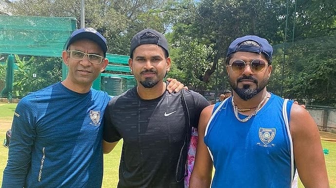 Photo: File : Nitin Patel (L) with Indian batter Shreyas Iyer at the Centre of Excellence in Bengaluru.