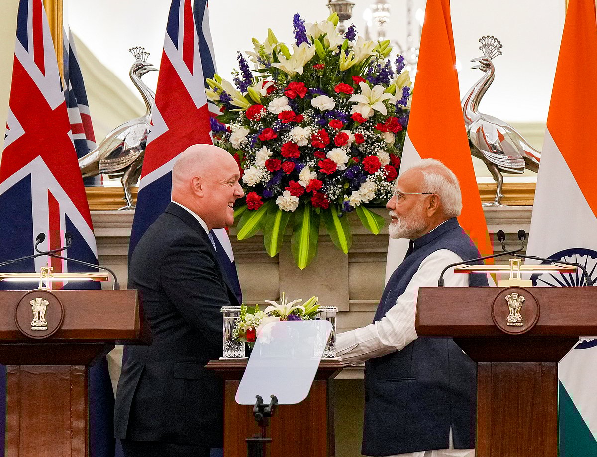 PTI/Shahbaz Khan : PM Modi meets New Zealand PM Christopher Luxon, signs defence pact