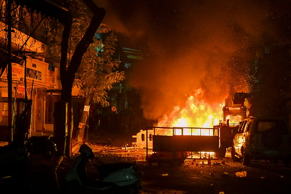 | Photo: PTI : Violence broke out in Nagpur city on Monday night over the tomb of Mughal emperor Aurangzeb