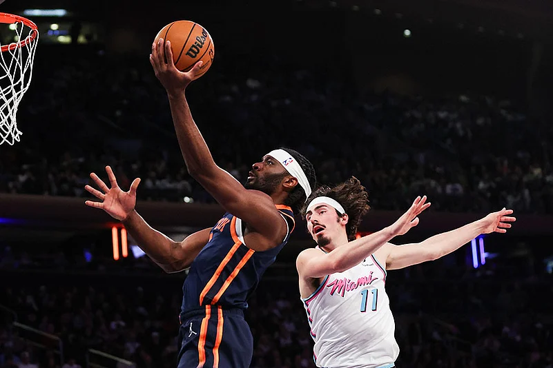 Knicks Heat Basketball: New York Knicks vs Miami Heat