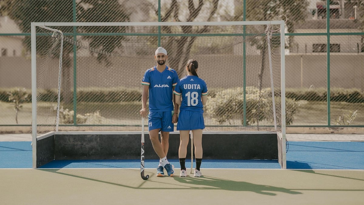 Indian hockey players Mandeep Singh (left) and Udita
