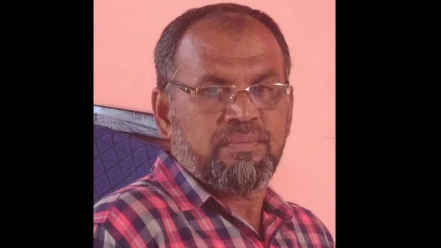 X.com : When the 64-year-old was riding his motorcycle home after morning prayers, assailants pulled him from his vehicle and hacked at his head, killing him. 