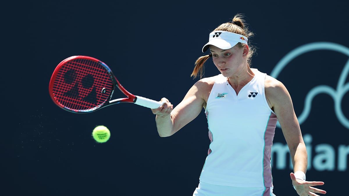 Elena Rybakina was beaten in their opening round match of the Miami Open