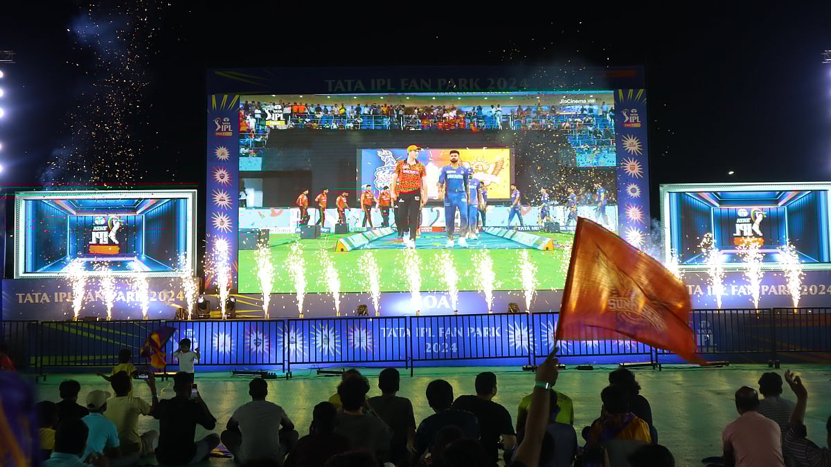 IPL : Fans enjoying IPL match in a stadium like atmosphere in the Fan Park.