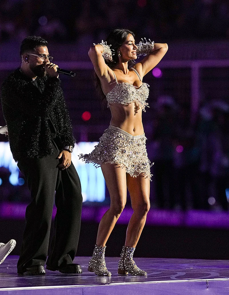 Karan Aujla and actor Disha Patani IPL 2025 Opening Ceremony