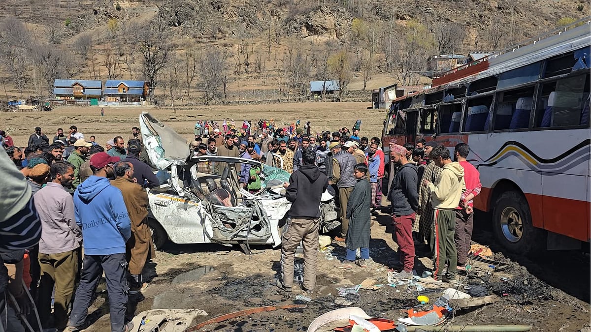 4 Dead After Road Accident In Ganderbal District  - | Photo: X
