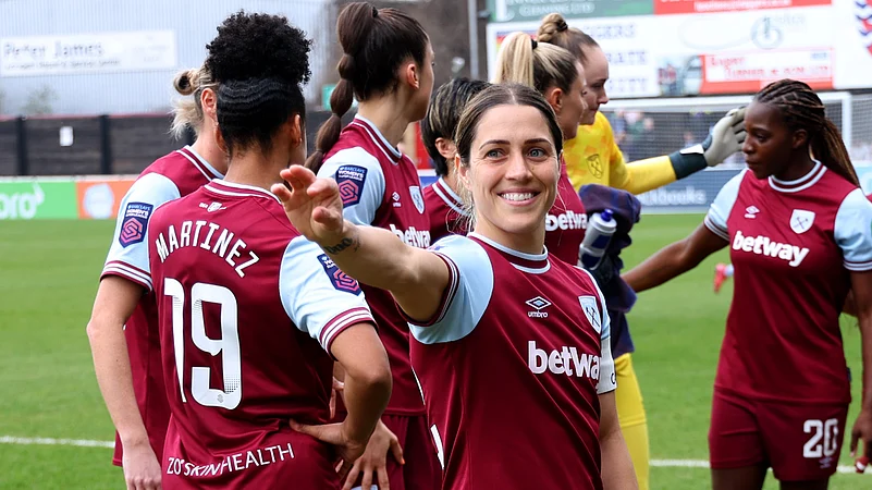 west ham united women vs tottenham hotspur f.c. women