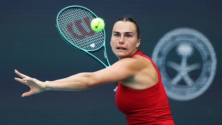 Aryna Sabalenka in action against Danielle Collins - null