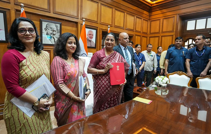 Delhi Budget 2025: CM Rekha Gupta Presents Rs 1 Lakh Crore Plan