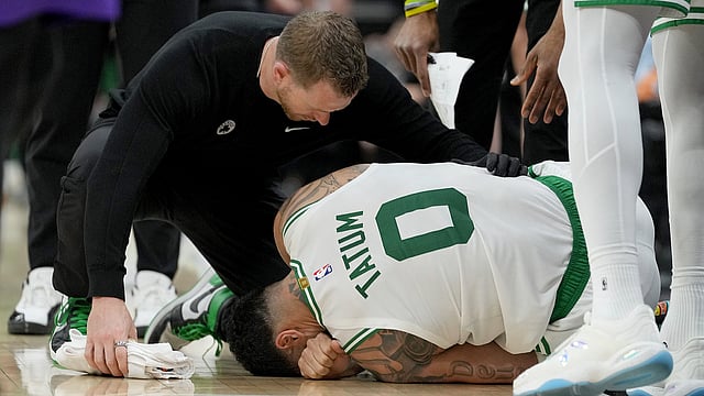 NBA Wrap: Jayson Tatum Injured In Boston Celtics Win Over Sacramento Kings; Phoenix Suns Beat Milwaukee Bucks