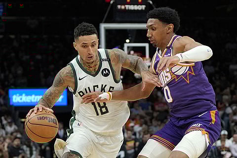 Basketball: Milwaukee Bucks vs Phoenix Suns