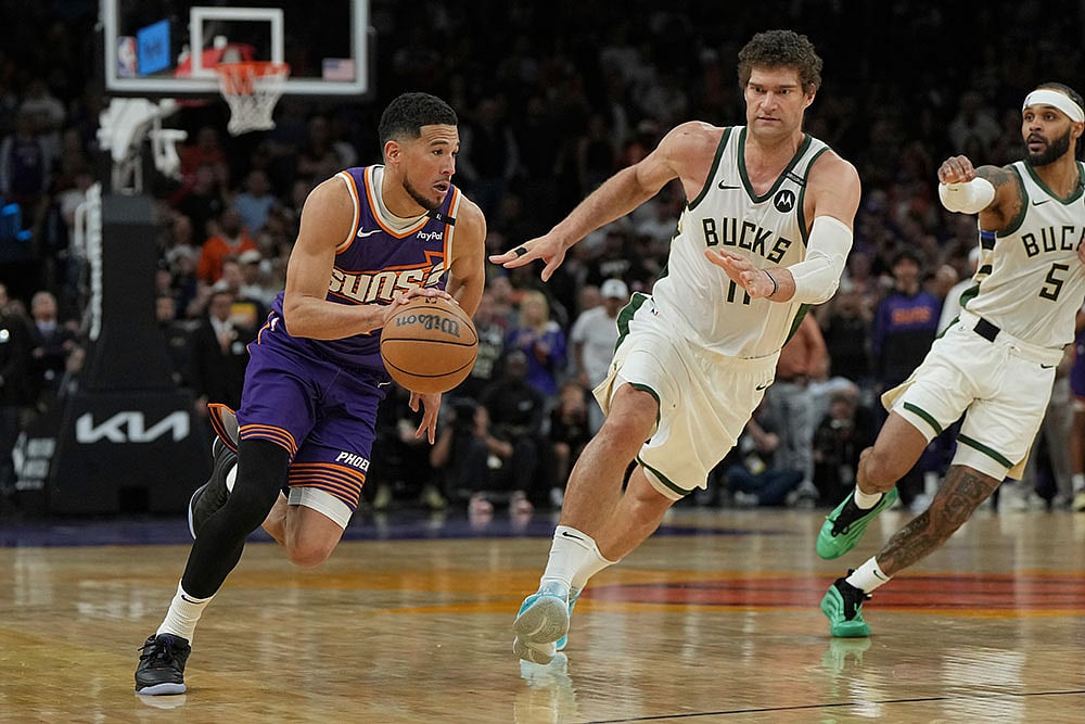 | Photo: AP/Rick Scuteri : NBA: Phoenix Suns vs Milwaukee Bucks