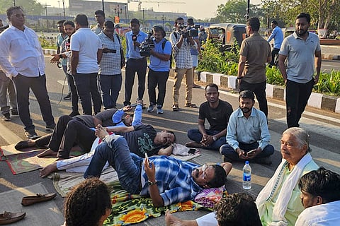 Congress MLAs protest