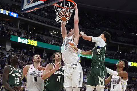 NBA 2024-25: Milwaukee Bucks vs Denver Nuggets