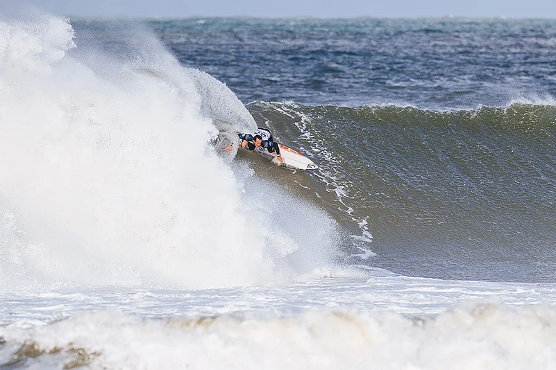 WSL World Tour Rip Curl Pro Portugal surfing competition_Jordy Smith