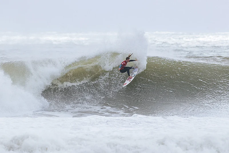 WSL World Tour Rip Curl Pro Portugal surfing competition_Caroline Marks