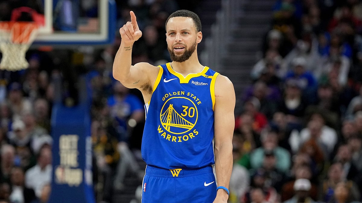 Stephen Curry could return to action against the Pelicans