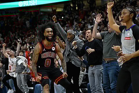 Basketball: Chicago Bulls vs Los Angeles Lakers