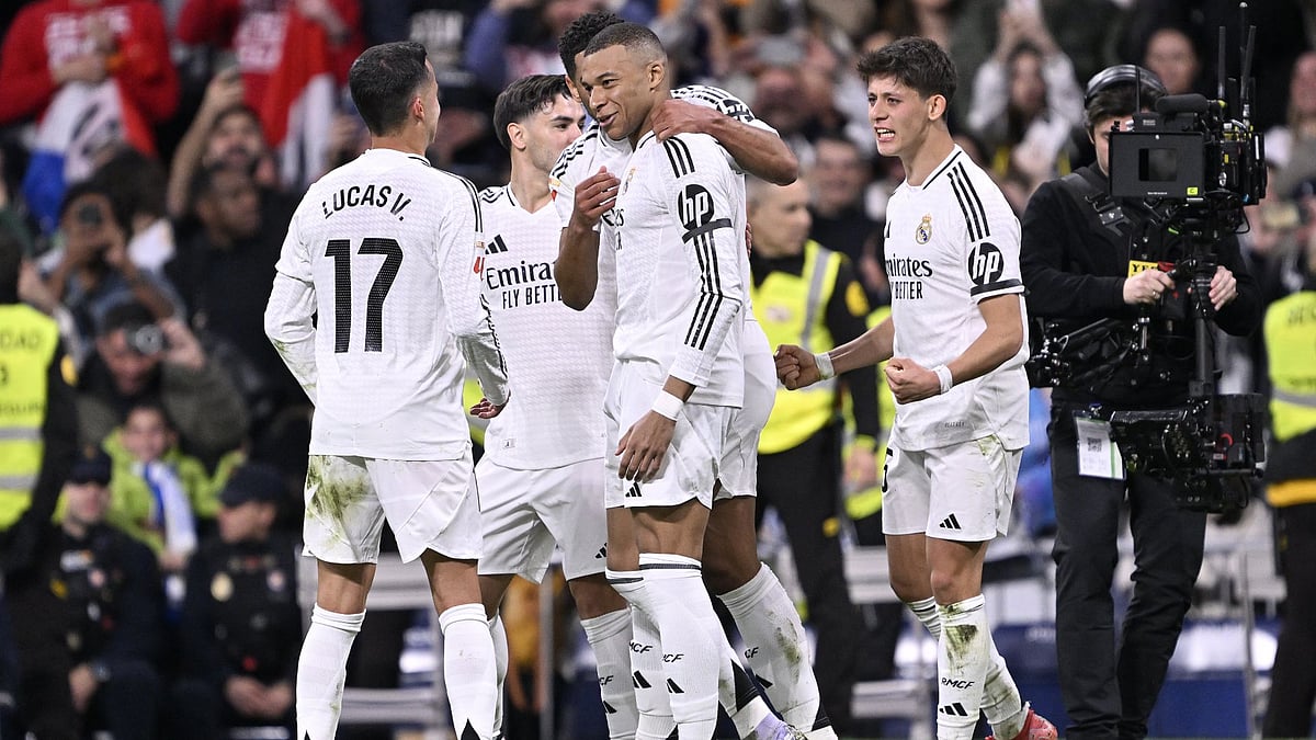 Madrid celebrate with Mbappe against Leganes