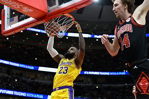 NBA Basketball Game: Los Angeles Lakers vs Chicago Bulls