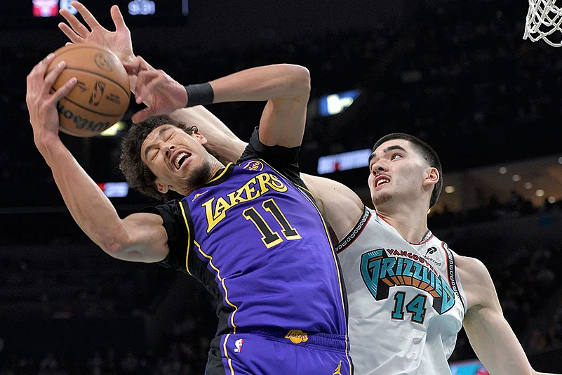 Basketball: Los Angeles Lakers vs Memphis Grizzlies