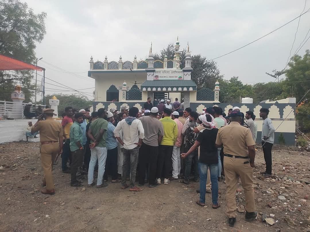 X.com : As per the officials, a man entered the mosque from the back and allegedly kept some gelatin sticks there that triggered a blast and at 4 pm the village head alerted the Talawada police.