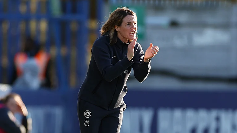 Sonia Bompastor during Chelsea's 2-2 draw with West Ham - null
