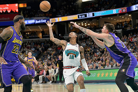 NBA Basketball Game: Memphis Grizzlies vs Los Angeles Lakers