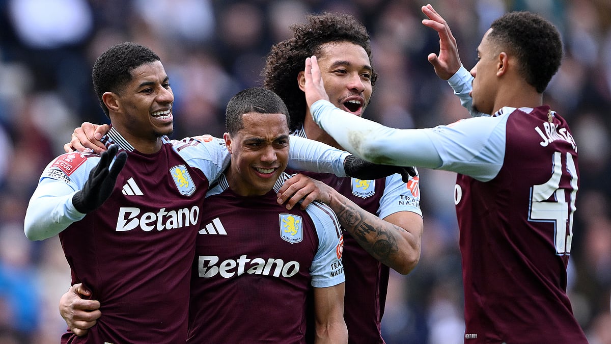 Marcus Rashford celebrates with his Aston Villa team-mates