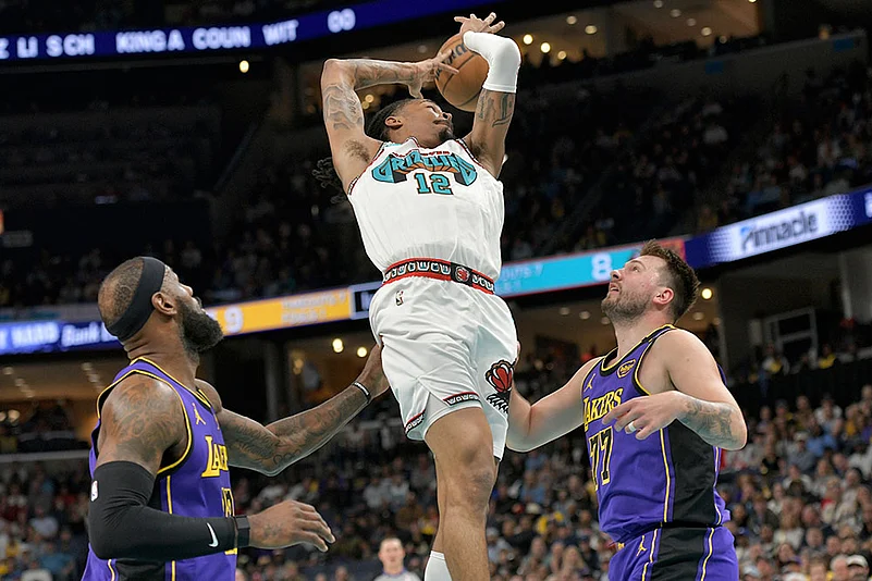 NBA Basketball: Memphis Grizzlies vs Los Angeles Lakers