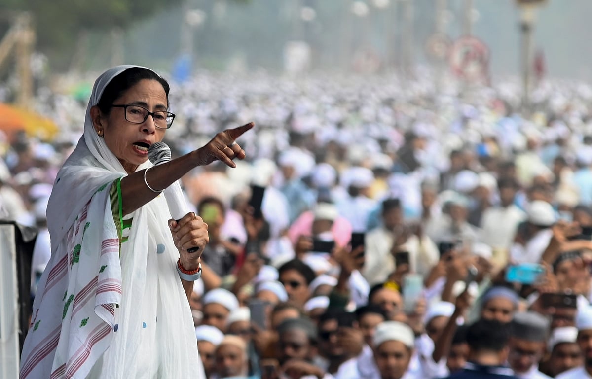 PTI : Mamata Banerjee on Eid-ul-Fitr festival in Kolkata