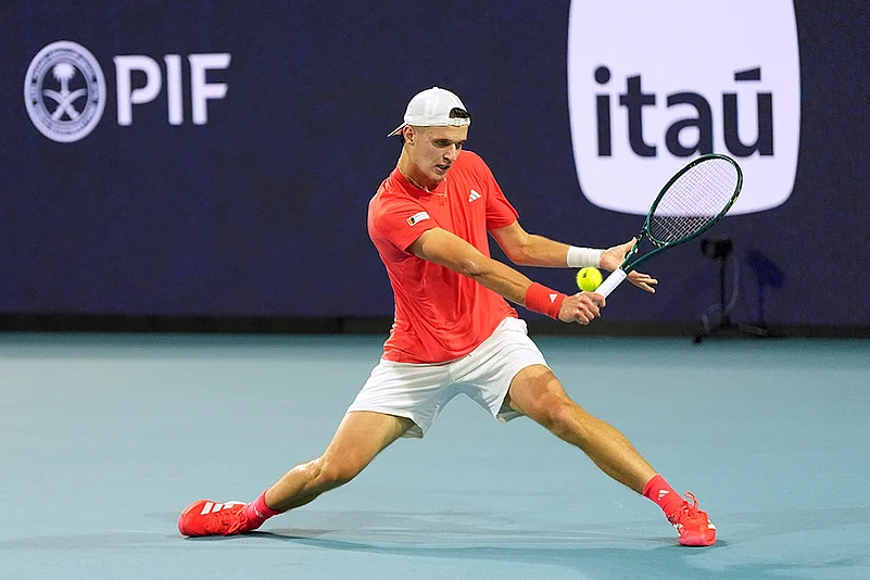 Miami Open tennis 2025 final Jakub Mensik vs Novak Djokovic: 5