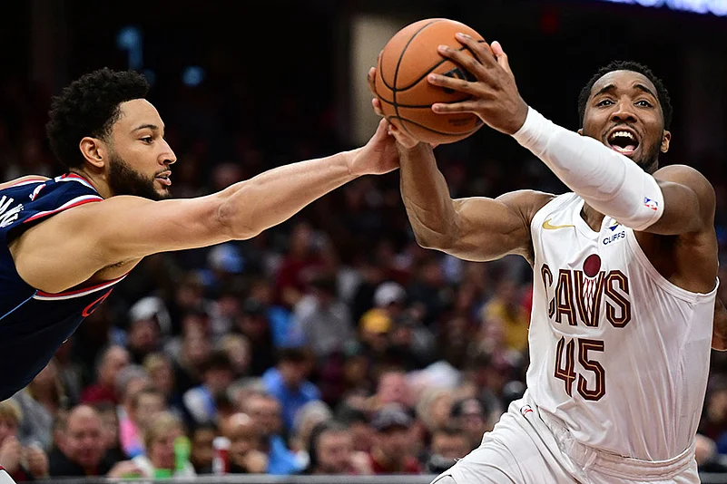 Basketball: Cleveland Cavaliers vs Los Angeles Clippers
